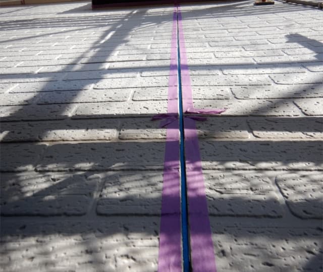 バックアップ材の充填